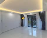 Bán nhà sát Lê Hồng Phong, Q.10, hẻm kinh doanh, 8.x tỷ!