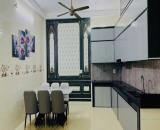 NHÀ ĐẸP NGÕ 67 THÁI THỊNH - 40M 7,8 TỶ - SÂN ĐỂ XE TRƯỚC NHÀ RỘNG