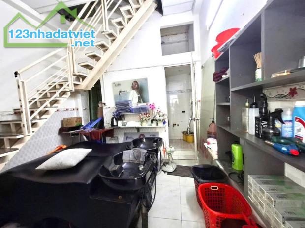 BÁN NHÀ MẶT TIỀN KÊNH TÂN HÓA,TÂN PHÚ,42M2,KINH DOANH TỐT,NHỈNH 5 TỶ - 3