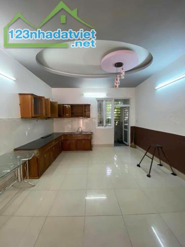 BÁN NHÀ TRỆT 2 LẦU MẶT TIỀN ĐƯỜNG B4 - KDC HƯNG PHÚ 1, PHƯỜNG HƯNG PHÚ, QUẬN CÁI RĂNG - 1