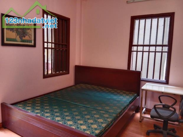 "Bán nhà phố Bạch Mai, Hai Bà Trưng 30m, 5 tầng. Giá: 7.2 tỷ. LH: 0937158386 - 1