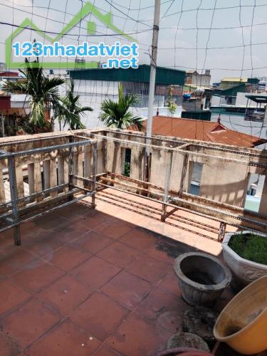 "Bán nhà phố Bạch Mai, Hai Bà Trưng 30m, 5 tầng. Giá: 7.2 tỷ. LH: 0937158386 - 4