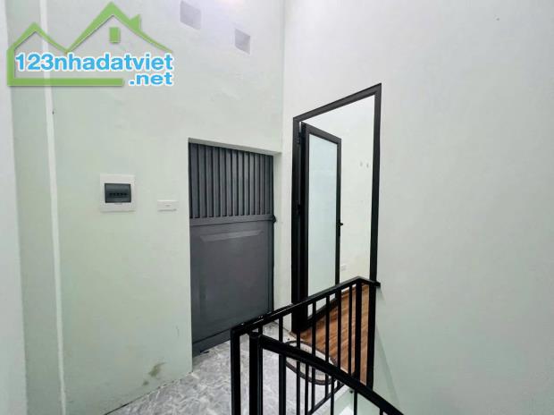 BÁN NHÀ LÀ ĐÚC – HAI BÀ TRƯNG DT 22M 3TẦNG GIÁ CHỈ 3.7 TỶ - 5