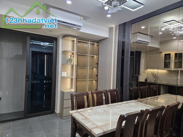 Bán nhà TÔN ĐỨC THẮNG 👉 ĐỐNG ĐA 👉 51m2 - Mặt tiền rộng 👉 10 tỷ 👉 NỘI THẤT lung linh - 2