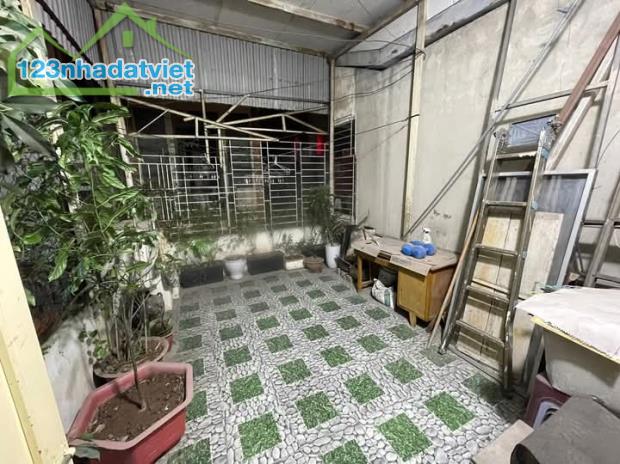 Cho thuê nhà ngõ phố Pháo Đài Láng Đống Đa 30m x 4 tầng, giá 10tr/tháng - 3