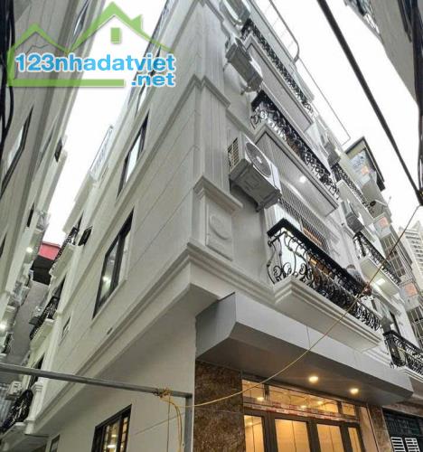 Siêu hiếm nhà lô góc Ngô Quyền HĐ, 48mx 5Tx 4.2, ô tô đỗ cửa, giá 9 tỷ.