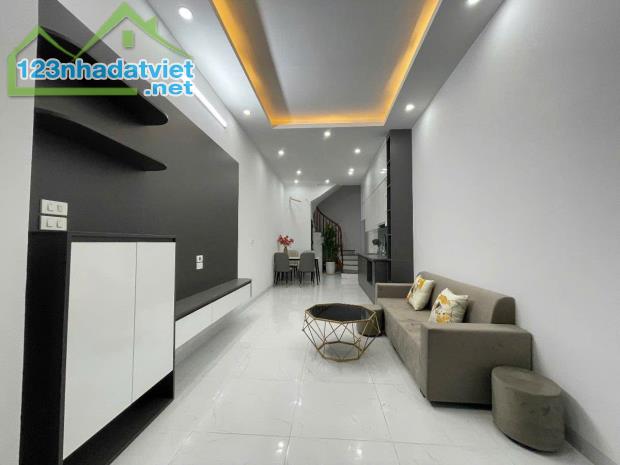 Siêu hiếm nhà lô góc Ngô Quyền HĐ, 48mx 5Tx 4.2, ô tô đỗ cửa, giá 9 tỷ. - 1