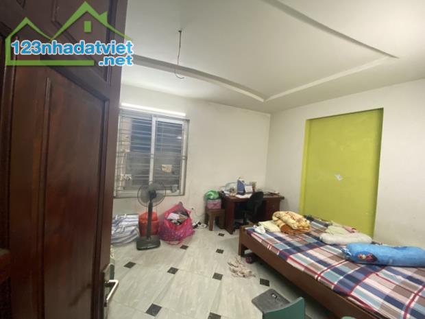 Nhà Dân xâyphố Sài Đồng, lô góc, View hồ điều hòa, 47m x 3T, MT 10m, nhỉnh 6 tỷ - 2
