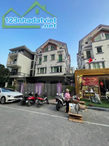 Bán biệt thự tại đường Tố Hữu 155m2, 4 tầng, mt 7m, 3 mặt thoáng, chỉ 32 tỷ. - 1