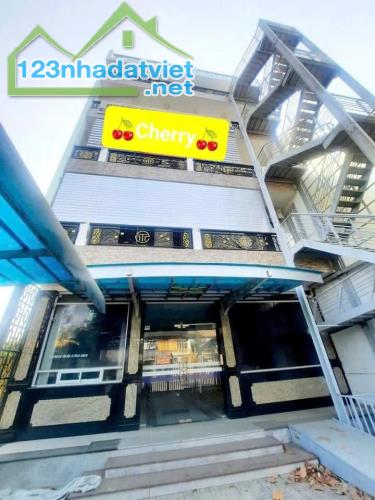 Chính Chủ Bán Nhanh KHÁCH SẠN Vị Trí Đẹp Mặt tiền Đường TP Tân An,  Long An - 3