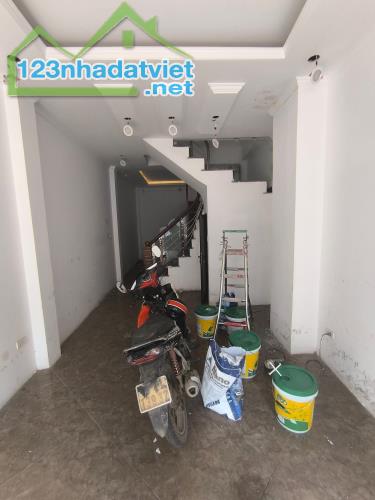 THANH AM – 5 NGỦ, 5 TẦNG MỚI TINH – NGÕ NÔNG GẦN Ô TÔ – CHỈ 5,7 TỶ