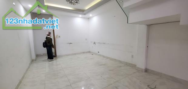 Bán nhà Lương Thế Vinh- Sơn Trà 3 Tầng 60m2, MT 4,5 giá nhỉnh 4 tỷ - 3