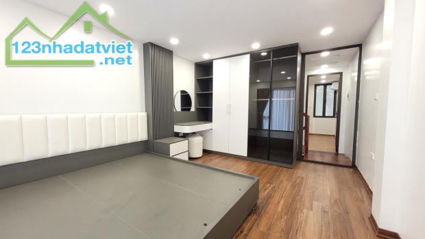 Nhà Đàm Quang Trung 42m 4T- 20M RA PHỐ - CHÂN CẦU VĨNH TUY-  NHÀ MỚI - FULL NỘI THẤT - 2