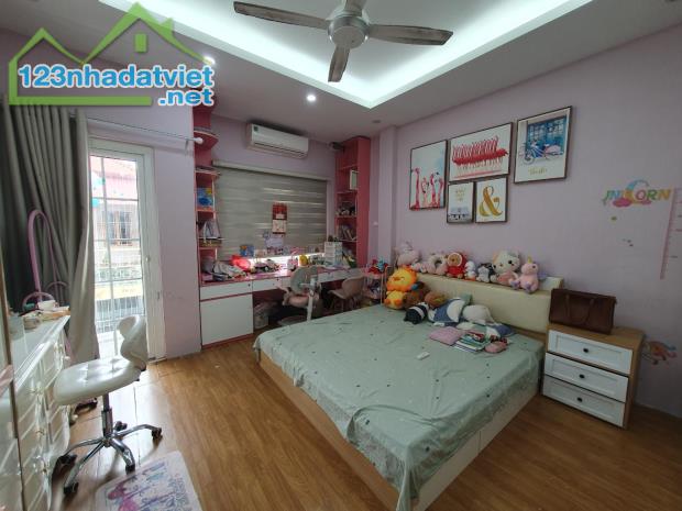 NHÀ TRẦN ĐẠI NGHĨA, Ô TÔ VÀO NHÀ, 5 TẦNG, 55M GIÁ 10.3 TỶ CỰC GẦN PHỐ - 1