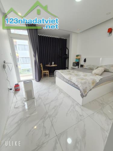 Căn hộ dịch vụ ngay chợ Rạch Ông 6 tầng Mới keng 140m2 chỉ 9 tỷ 8 - 1