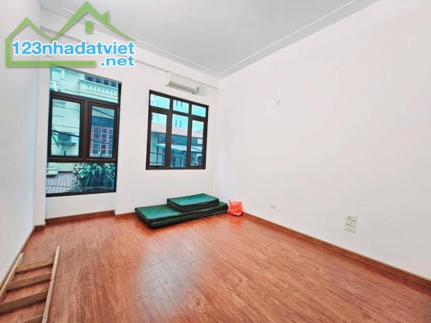 BÁN NHÀ KHÚC THỪA DỤ 50M2X4T, DÂN XÂY, LÔ GÓC,KD, GIÁ 13,2 TỶ CTL - 1
