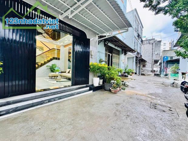 Bán nhà hẻm 5m 1 sẹc sát mặt tiền đường Phan Huy Ích, P.12, 5 x 11, 3 lầu giá 5.9 tỷ tl - 2