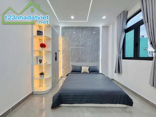 Bán nhà hẻm 5m 1 sẹc sát mặt tiền đường Phan Huy Ích, P.12, 5 x 11, 3 lầu giá 5.9 tỷ tl - 4