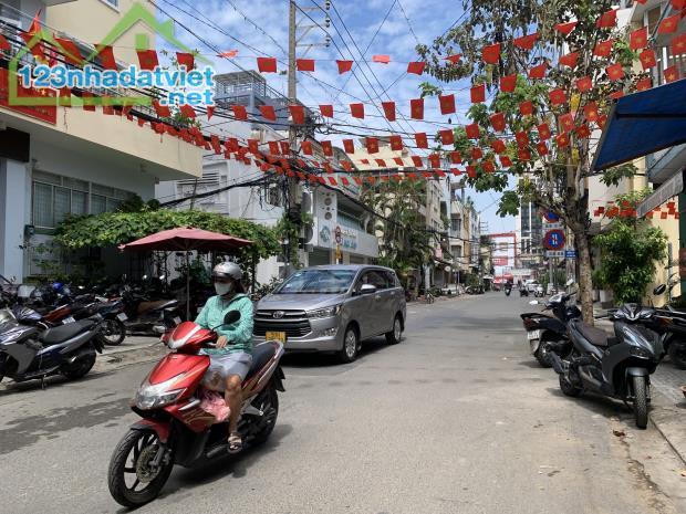 Hẻm Xe Hơi - Đã Hoàn Công , DT 40M2 ,4 Tầng Đúc Với 4PN,4WC Đoàn Thị Điểm - PN (Phan Đăng - 5