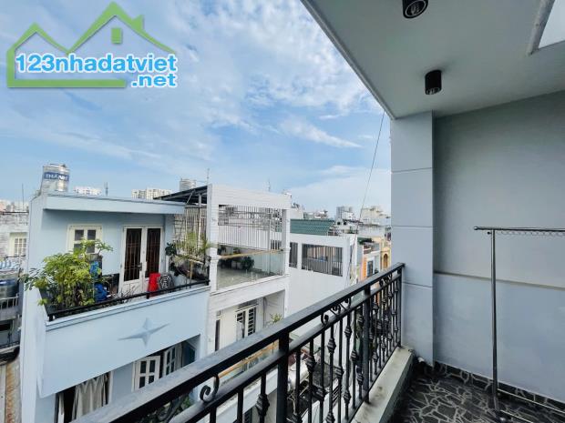 GIẢM SÂU 800 TRIỆU – CHỈ CÒN 8.5 TỶ – THÍCH QUẢNG ĐỨC - HXH - NHÀ 5 TẦNG – 6PN, 7WC - 5
