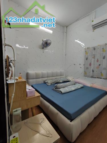 Nhà đẹp 3 tầng đường 3 Tháng Hai Quận 10, 4x12m chỉ 7.9 tỷ - 3