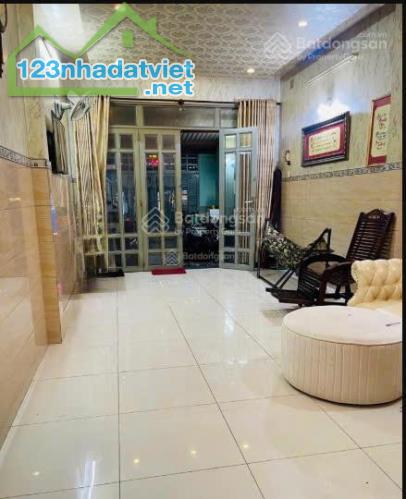Bán nhà ngay Dương Bá Trạc - P. 2 - Quận 8 - ngang 4 x22 m, 4 tầng nhỉnh 10 tỷ - 1