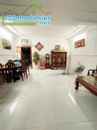 Bán nhà ngay Dương Bá Trạc - P. 2 - Quận 8 - ngang 4 x22 m, 4 tầng nhỉnh 10 tỷ - 2