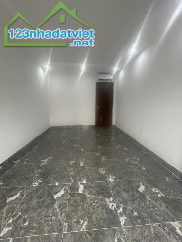 (THANG MÁY) Bán nhà phân lô Nguyễn Chí Thanh 51mx5T Otô tránh vỉa hè KDVP sổ vuông 16.2 tỷ - 3