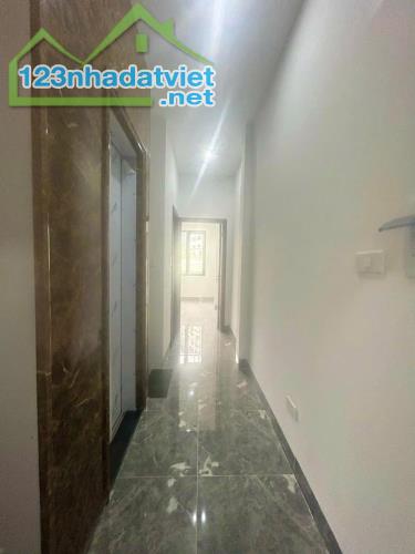 (THANG MÁY) Bán nhà phân lô Nguyễn Chí Thanh 51mx5T Otô tránh vỉa hè KDVP sổ vuông 16.2 tỷ - 5