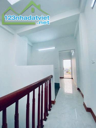 THẬT KHÔNG TƯỞNG NHÀ 5T HÀ ĐÔNG LẠI ĐẸP VÀ HẠT DẺ NHƯ NÀY, Ô TÔ ĐỖ - 2