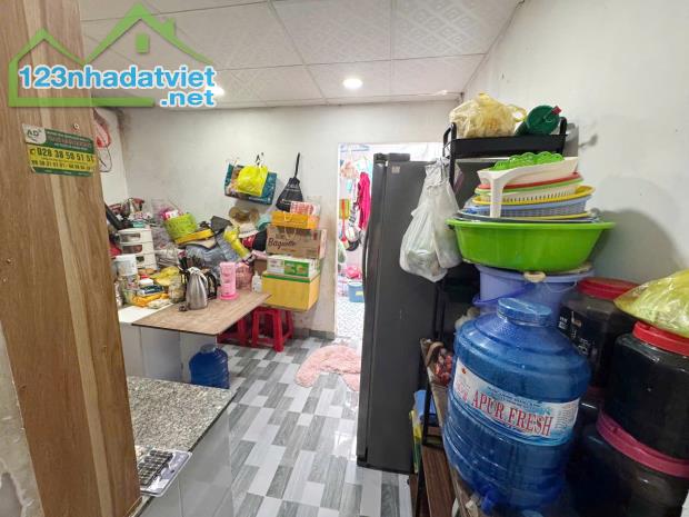 Nhà 50.2m2 hẻm 154 Âu Dương Lân P3Q8 - 1