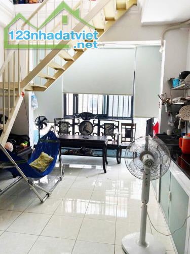 Bán CHDV 4 tầng hẻm xe tải 109 đường Dương Bá Trạc P1Q8. 10.5 tỷ