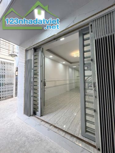 Bán nhà Góc 2MT, hẻm 141 Tám Danh P4 Q8