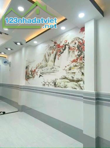 Nhà 4*10m hẻm 1647 Phạm Thế Hiển P4Q8 - 3