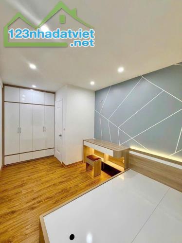 Căn hộ chung cư Toà Rice City Tây Nam Linh Đàm - Quận Hoàng Mai, 58m2 x 2 ngủ, full nội