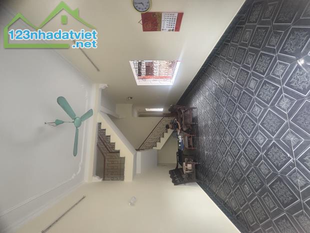 Bán nhà 2 tầng p. ĐÔNG THỌ giá chỉ 1tỷ 8 - 2