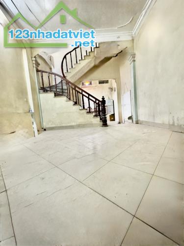 Bán Nhà 40m2 x MT 4m, Đỗ Nhuận, Ngoại Giao Đoàn, Xuân La, Tây Hồ, Nhỉnh 7 Tỷ - 2