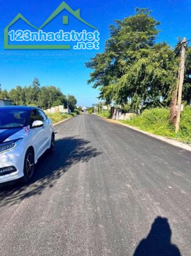 CHUYỂN NHƯỠNG NỀN ĐẤT BIỂN 374M2 TẠI LỘC AN ĐẤT ĐỎ, BRVT