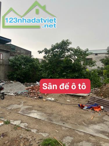 cần bán nhà 3 tầng mới tinh ngõ Triệu Quang Phục, P. Cẩm Thượng, TP. Hải Dương.