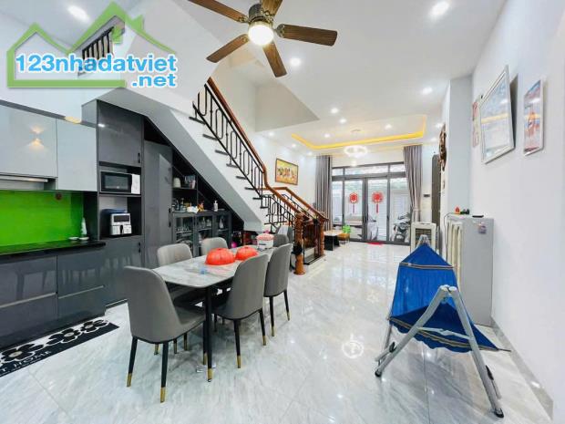 BÁN NHÀ MẶT TIỀN ĐƯỜNG PHÚ NÔNG, SÁT CẠNH KĐT VĨNH ĐIỀM TRUNG, NHA TRANG CÁCH BIỂN CHỈ 5KM - 3