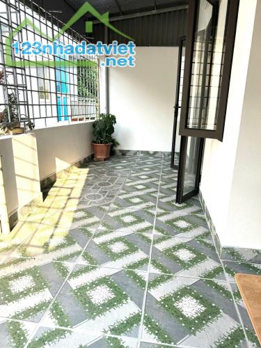 Bán nhà lô góc Minh Khai - Hai Bà Trưng, 5 tầng, 4 ngủ, giá 6.8 tỷ ngõ nông rộng - 2