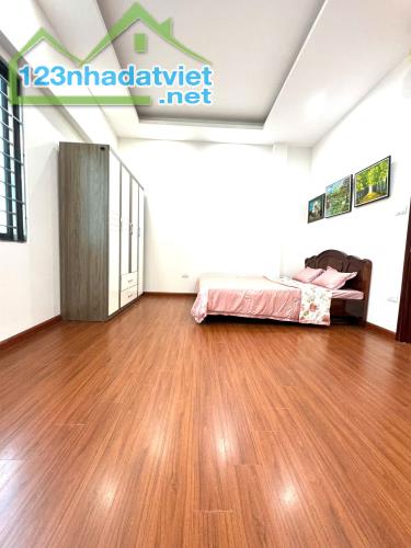 Bán nhà lô góc Minh Khai - Hai Bà Trưng, 5 tầng, 4 ngủ, giá 6.8 tỷ ngõ nông rộng - 3