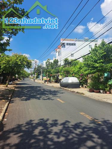BÁN NHÀ QUẬN 8 – 4.8x21M – ĐƯỜNG 12M Ô TÔ TRÁNH – GIÁ NHỈNH 6 TỶ. LH 0938827657