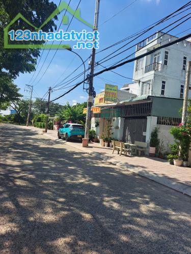 BÁN NHÀ QUẬN 8 – 4.8x21M – ĐƯỜNG 12M Ô TÔ TRÁNH – GIÁ NHỈNH 6 TỶ. LH 0938827657 - 2