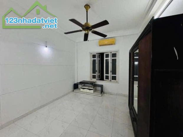 Bán nhà Lê Văn Hiến dân xây chắc chắn 55m, lô góc, ô tô, kinh doanh bất chấp, giá 12 tỷ - 3