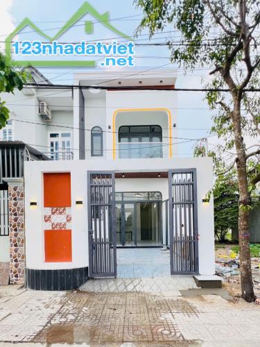 800 Triệu dọn vào ở ngay, Nhà vừa xây hoàn thiện, Ngay Đối Diện Chợ Thạnh Phú . - 5