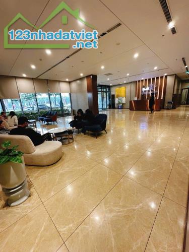 Bán căn chung cư cao cấp chính chủ the Matrix One 3 ngủ DT 112m