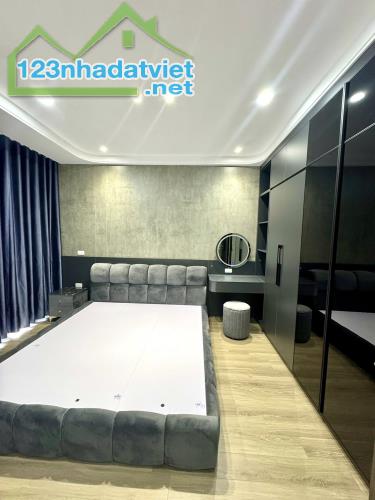 BÁN NHÀ NGUYỄN VĂN CỪ, LONG BIÊN, THANG MÁY, FULL NỘI THẤT, 20M RA Ô TÔ TRÁNH, 6 TẦNG. - 2