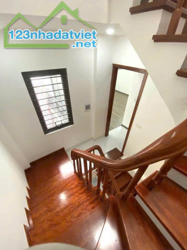 Cần bán nhà riêng 5 tầng chính chủ Lê Thanh Nghị giá 8.1 tỷ - 2