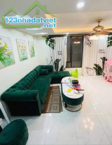 Bán nhà riêng phố Mễ Trì, 30m2 x 5 tầng, lô góc 2 mặt thoáng, giá nhỉnh 6 tỷ